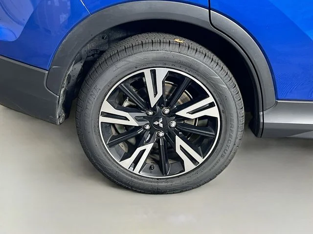 2024 Mitsubishi Eclipse Cross SE - Photo 37