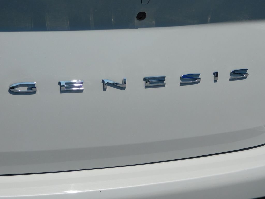 Used 2025 Gray Genesis 2.5T image 36