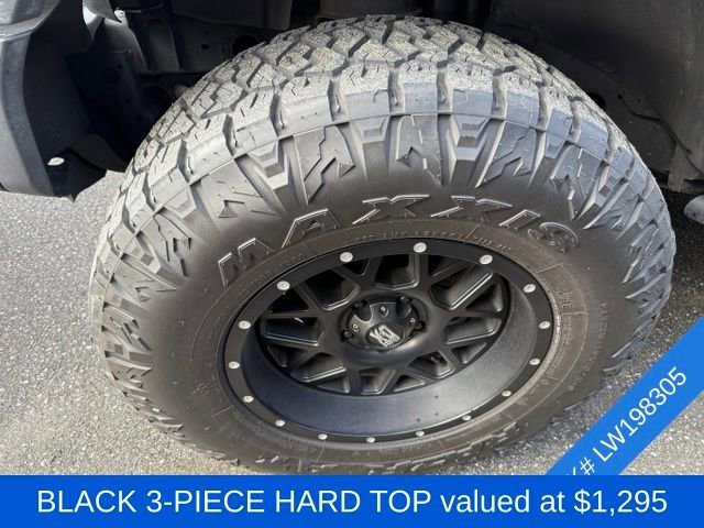 Used 2020 Black Clearcoat Jeep Sport S image 4