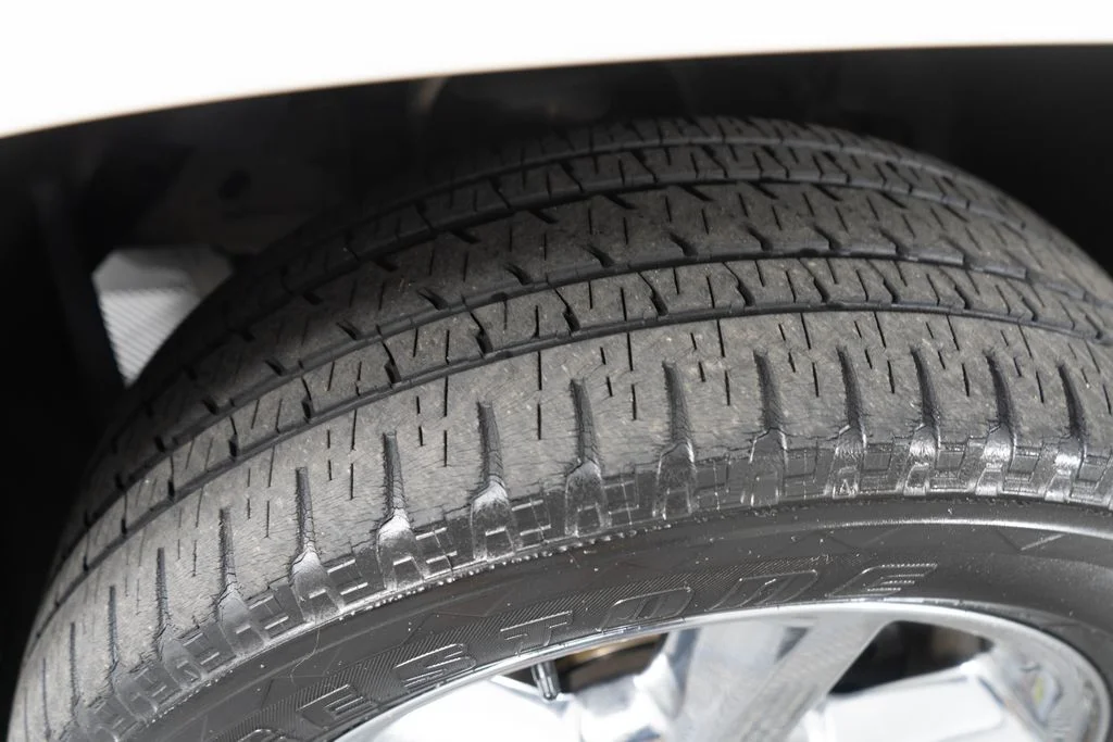 Used 2013 White Chevrolet LTZ image 25