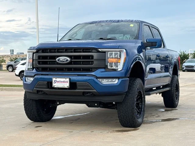 Used 2023 Blue Ford Lariat image 3