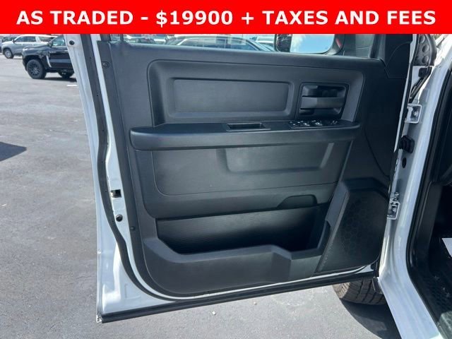 Used 2022 Bright White Clea Ram Tradesman image 10