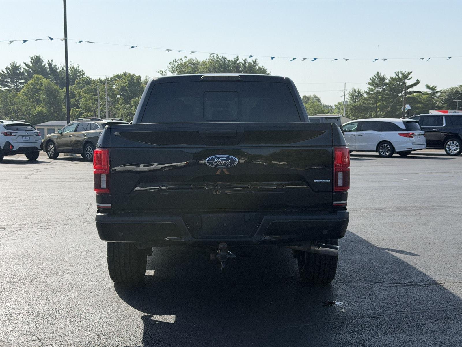 Used 2020 Agate Black Metallic Ford LARIAT image 10