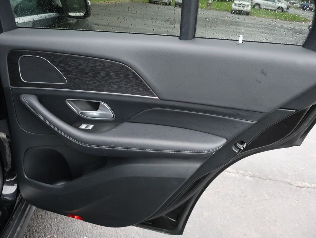 Used 2025 Black Mercedes-Benz GLE 350 image 42