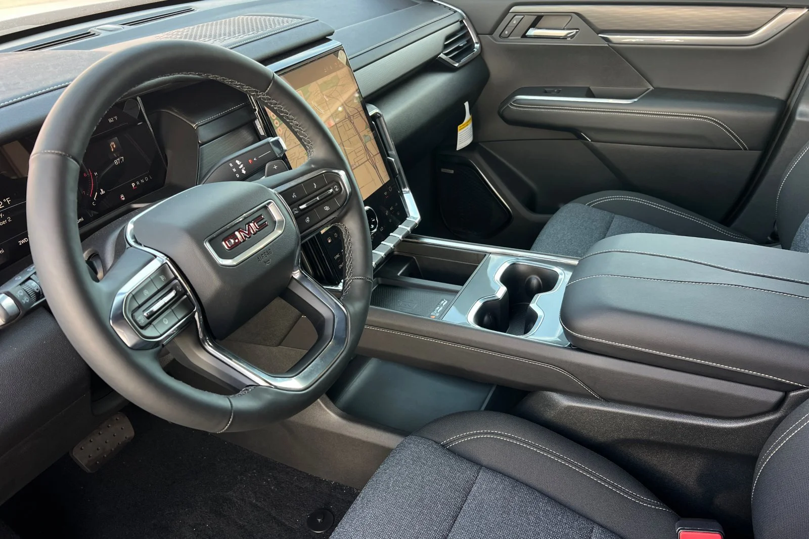 2026 GMC Acadia Elevation - Photo 8