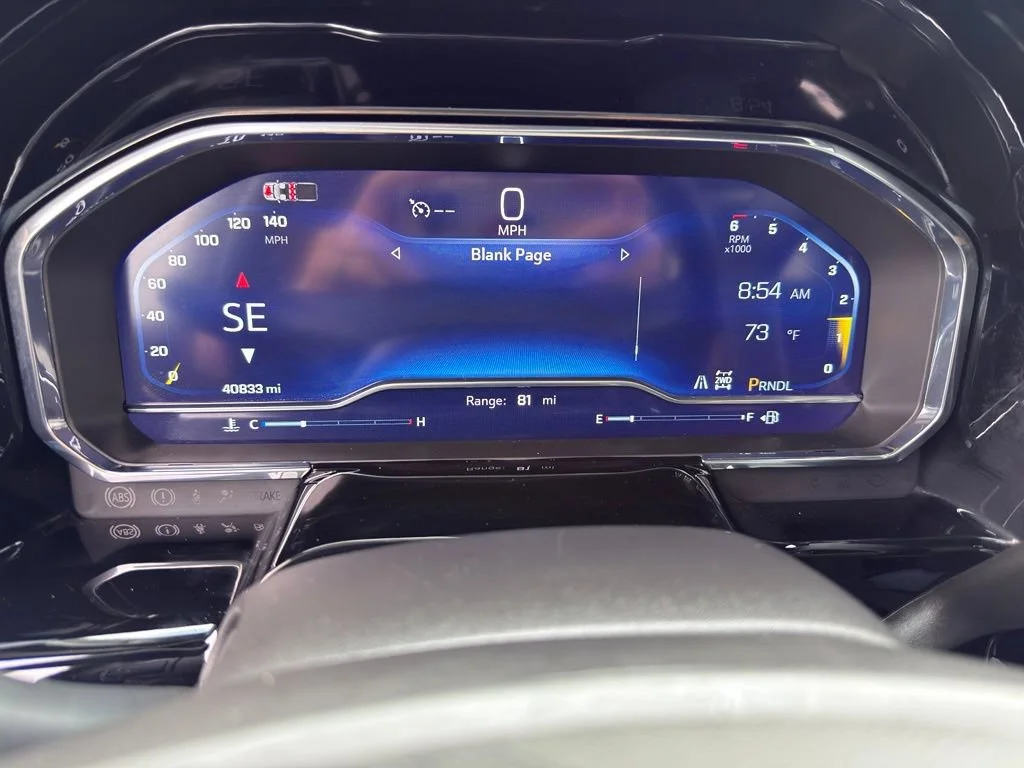 Used 2025 Cypress Gray Chevrolet LT image 35