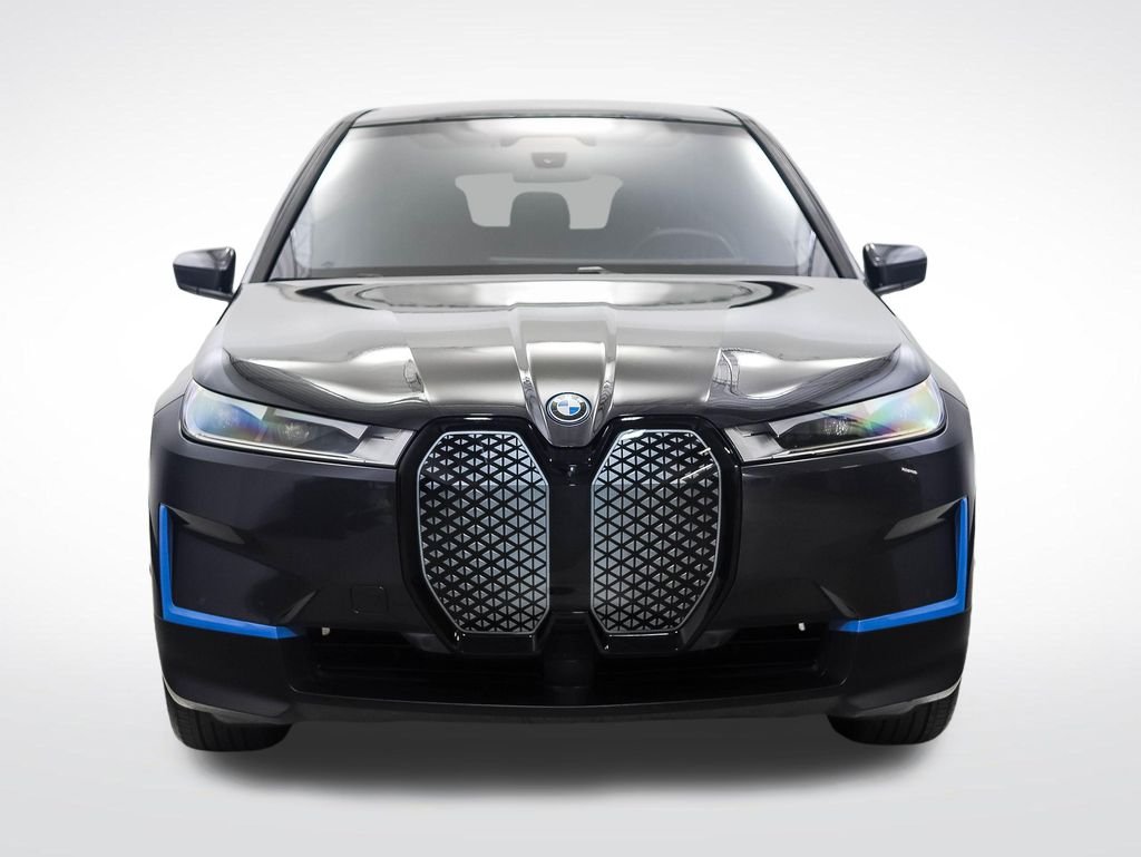 Certified Used 2024 Dark Graphite BMW xDrive50 image 8