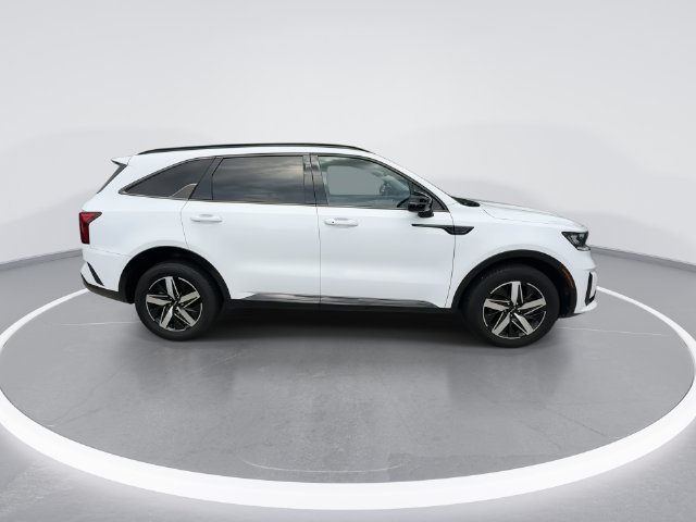 2022 Kia Sorento EX - Photo 9
