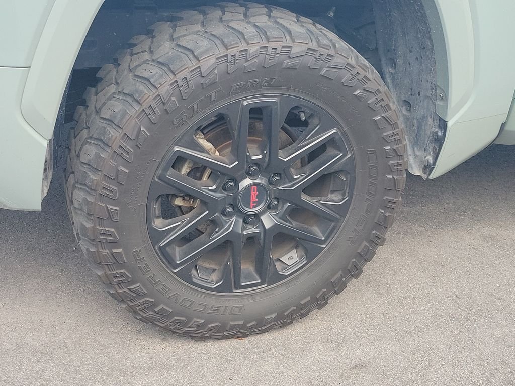 Used 2022  Toyota SR5 image 6