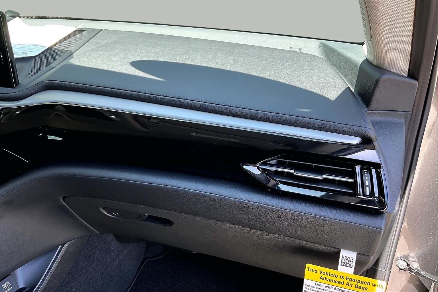 Used 2026 Liquid Carbon Metallic Acura  image 19