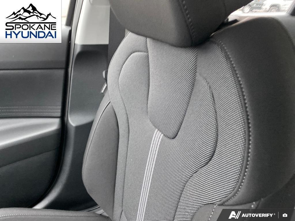 New 2026 Abyss Black Hyundai SE image 24