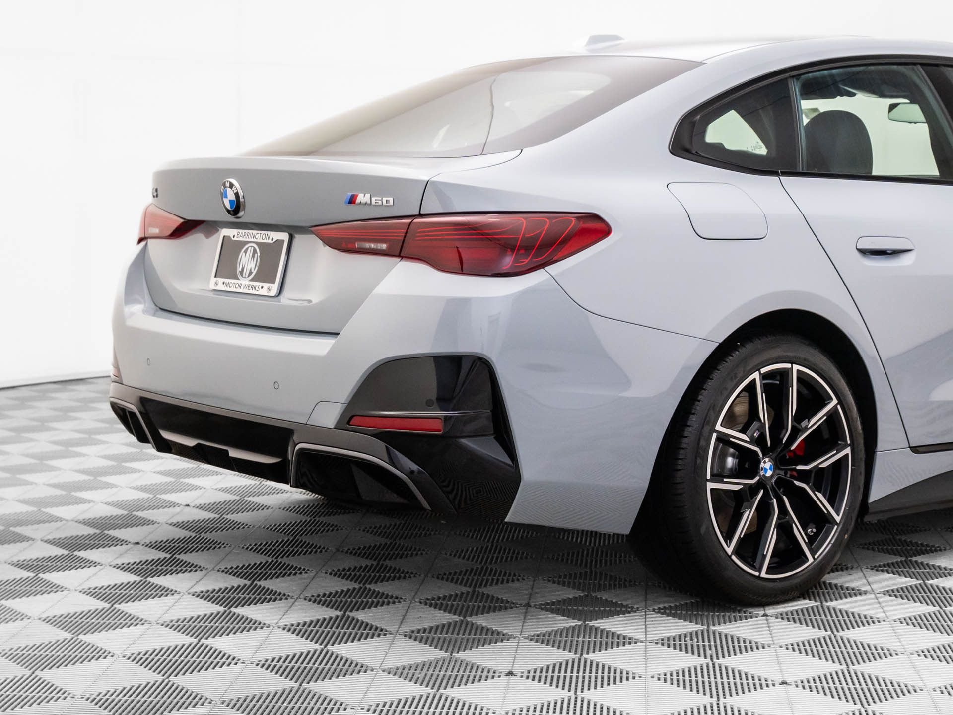 New 2026 Brooklyn Grey Metallic BMW M60 image 35