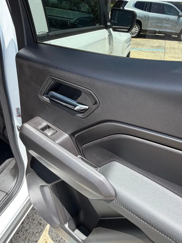 2026 Chevrolet Colorado LT - Photo 24