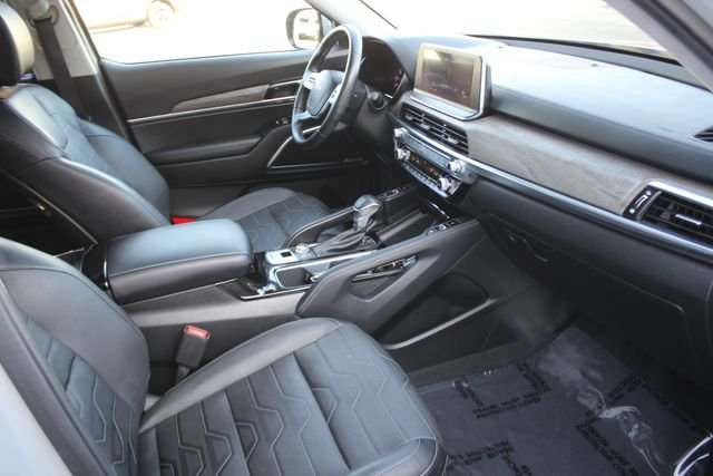 Used 2022 Gray Kia SX image 40