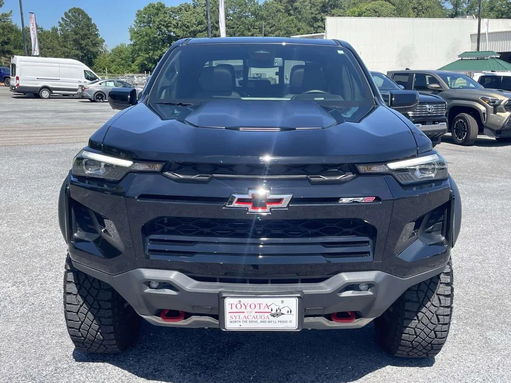 Used 2025 Black Chevrolet 4WD ZR2 image 6