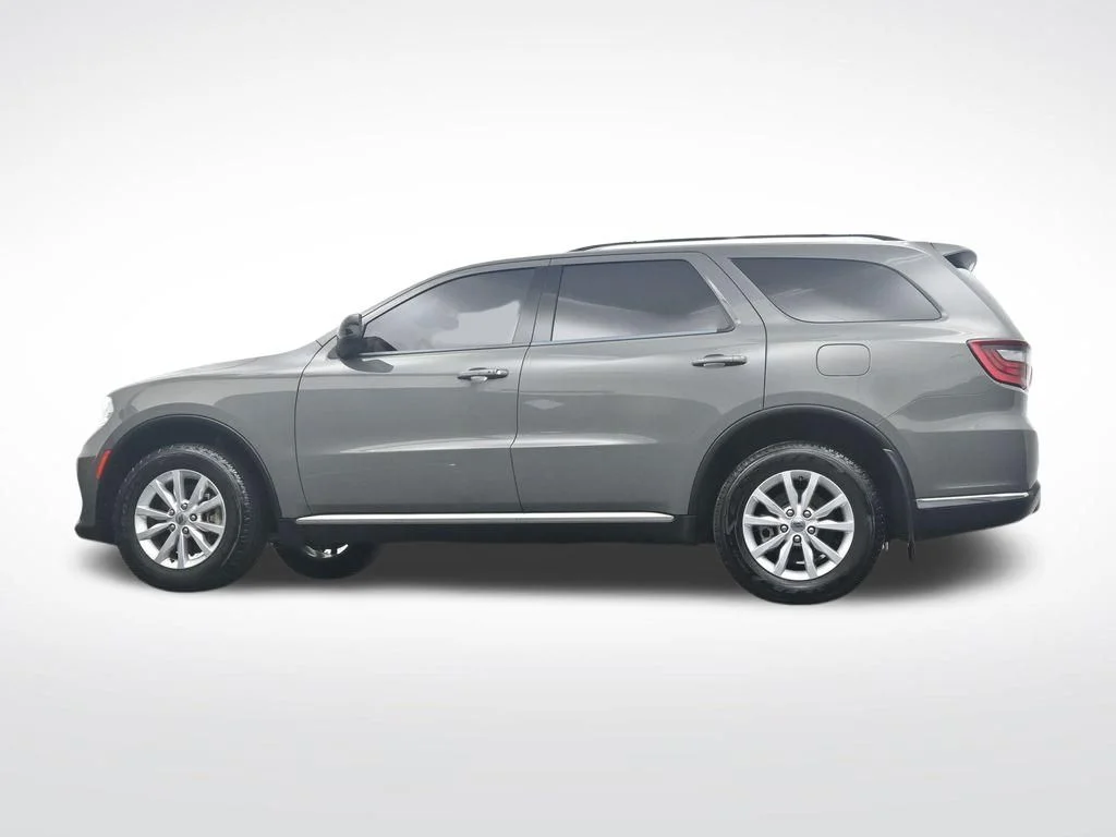 Used 2023 Gray Dodge SXT image 37