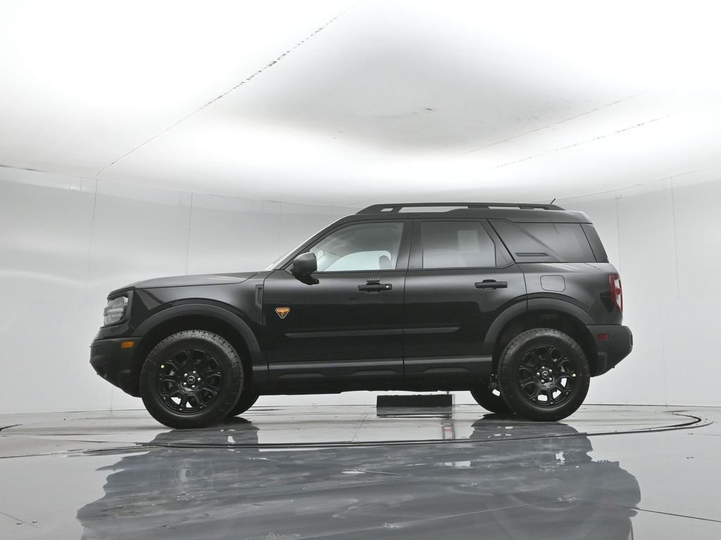 New 2026 Shadow Black Ford Badlands image 7