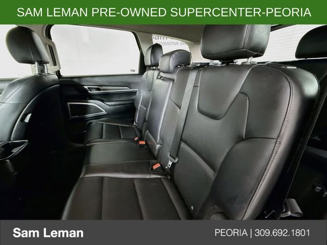 Used 2021 Black Kia LX image 23