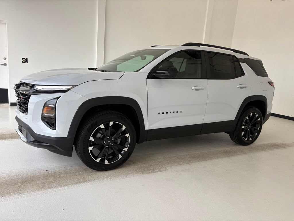 2027 Chevrolet Equinox RS - Photo 18