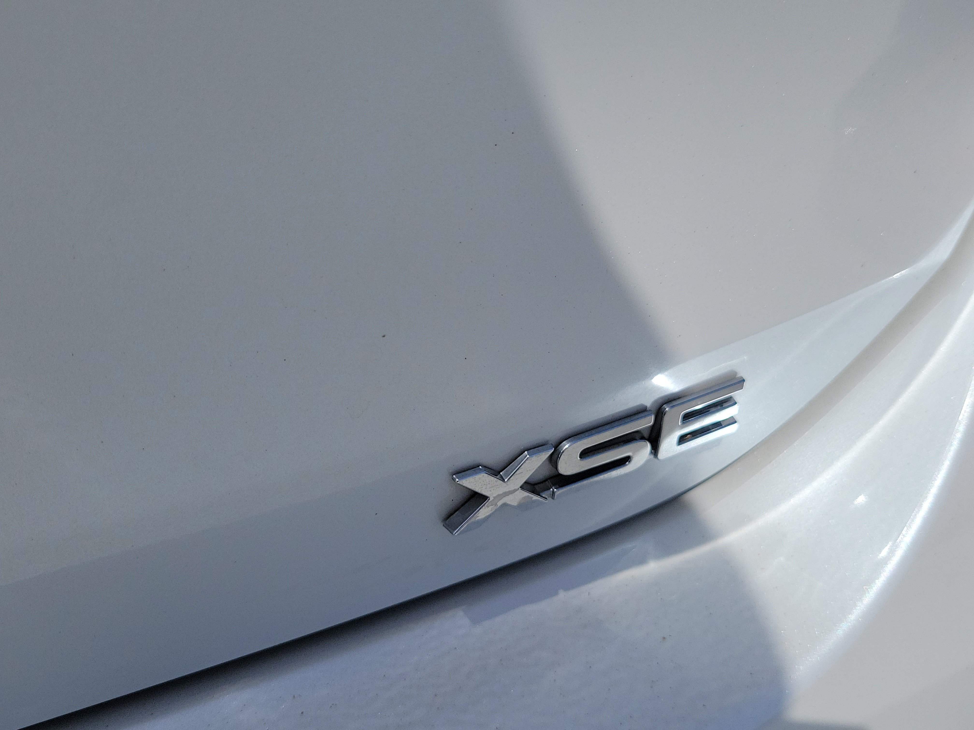Certified Used 2024 Pearl Toyota LE image 8
