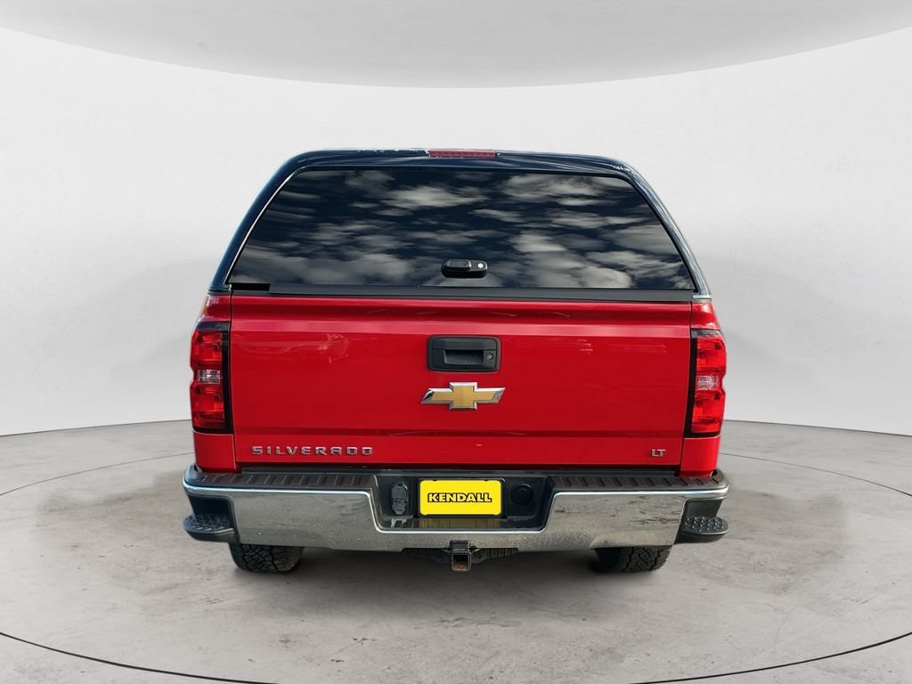 Used 2015 VICTORY RED Chevrolet LT image 6