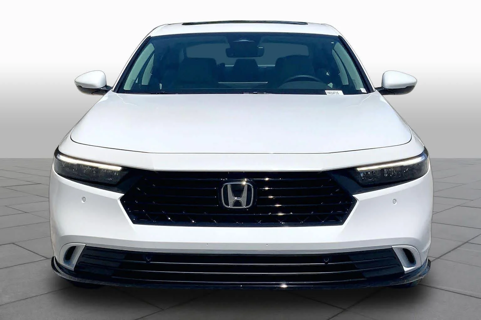 Used 2026 Platinum White Pearl Honda EX-L image 4