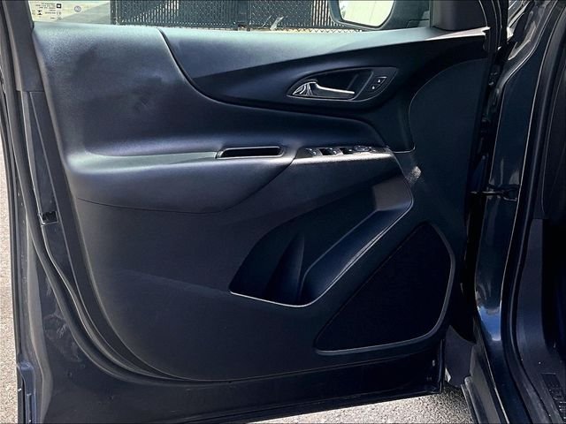 Used 2023 Gray Chevrolet LT image 18