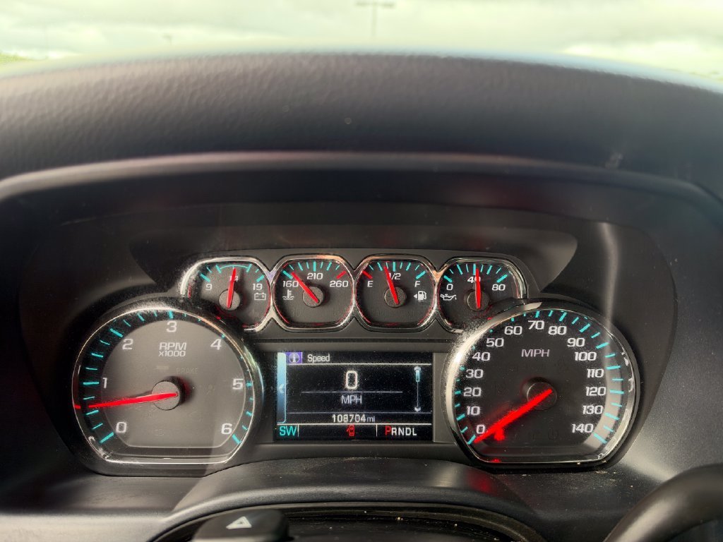 Used 2017 Silver Chevrolet LT image 12