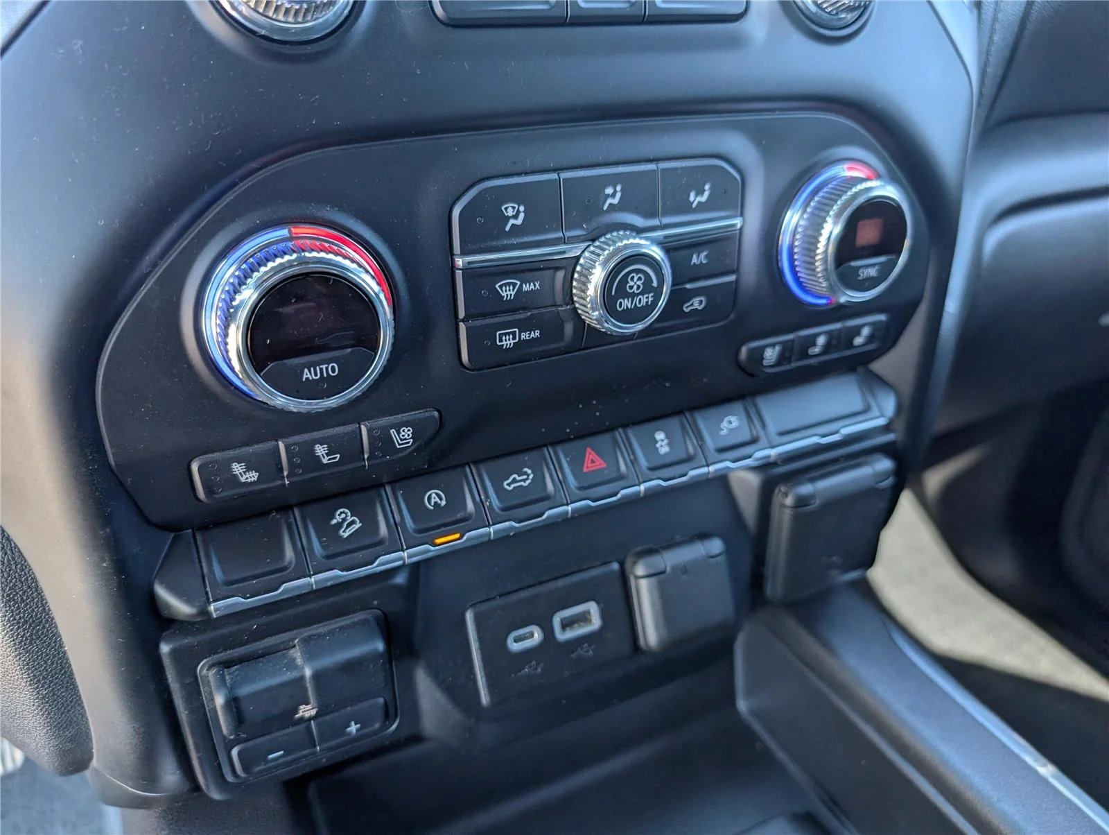 Used 2021 Cayenne Red Tintcoat GMC SLT image 20