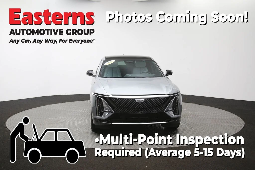 Used 2024 Silver Cadillac Luxury image 56