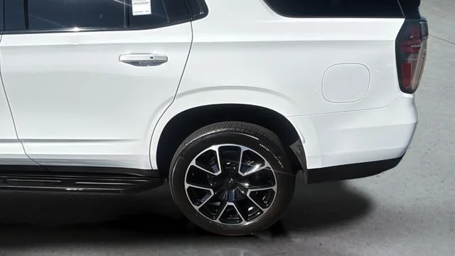 Used 2024 White Chevrolet RST image 46