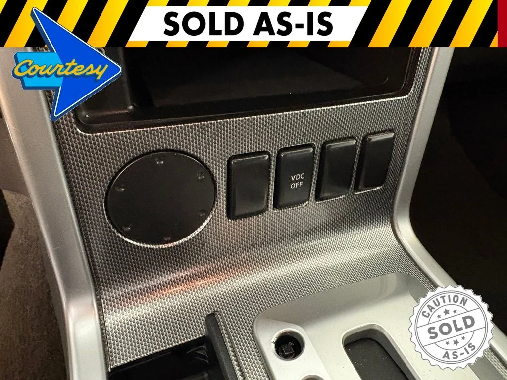 Used 2011 Red Nissan SV image 31