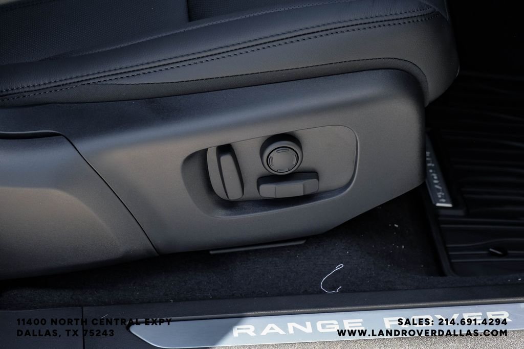 New 2026 Fuji White Land Rover S image 36