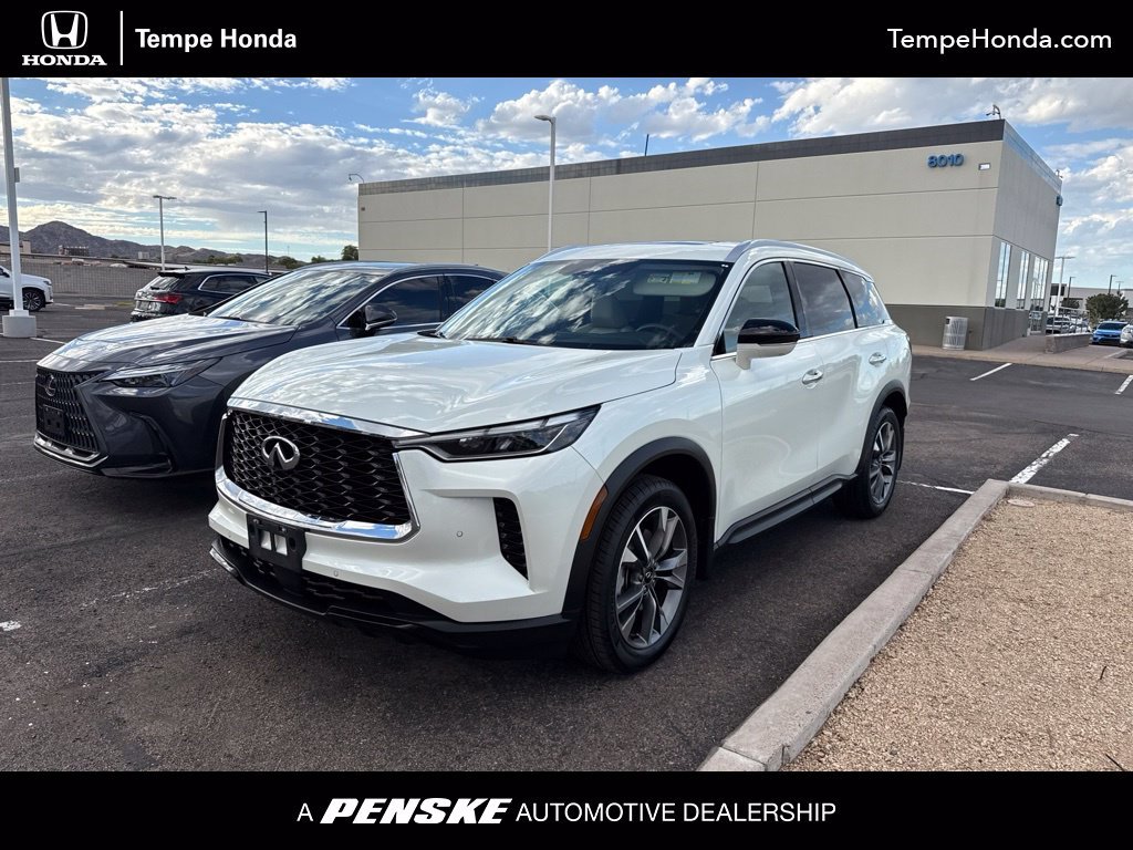 2023 INFINITI QX60 LUXE