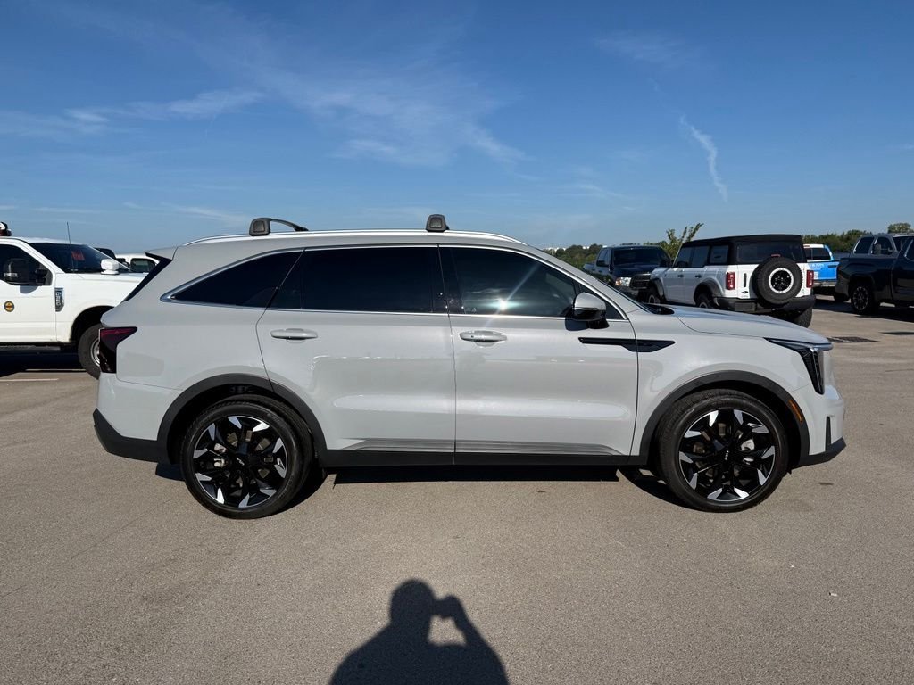 Used 2025 Gray Kia EX image 33