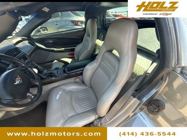 Used 2003 Medium Spiral Gray Metallic Chevrolet 2dr Cpe image 18