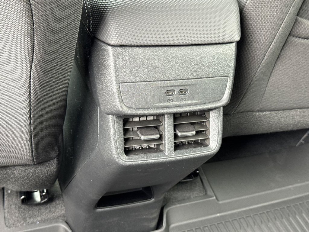 New 2026 Summit White Chevrolet LT image 28