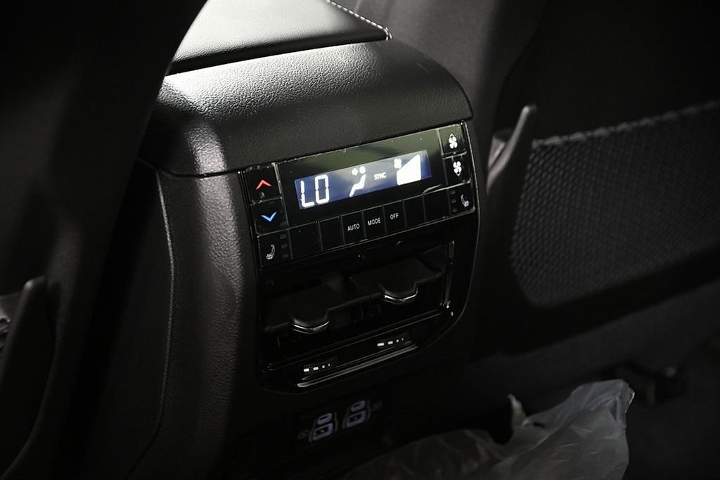 2025 Jeep Grand Cherokee L Limited - Photo 10