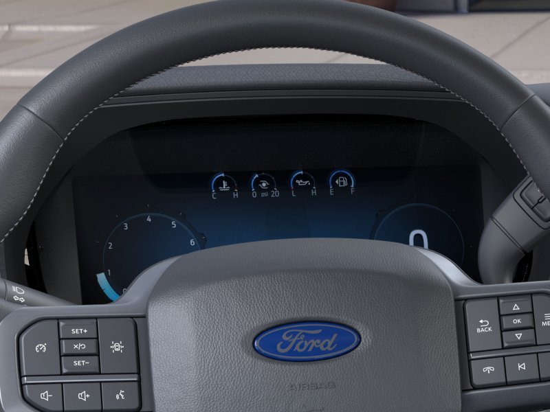 New 2026 Carbonized Gray Metallic Ford XLT image 13