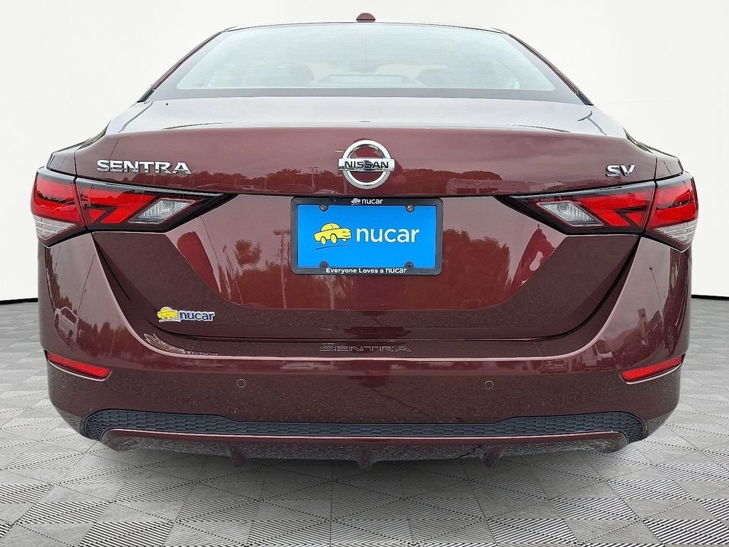 Used 2023  Nissan SV image 6