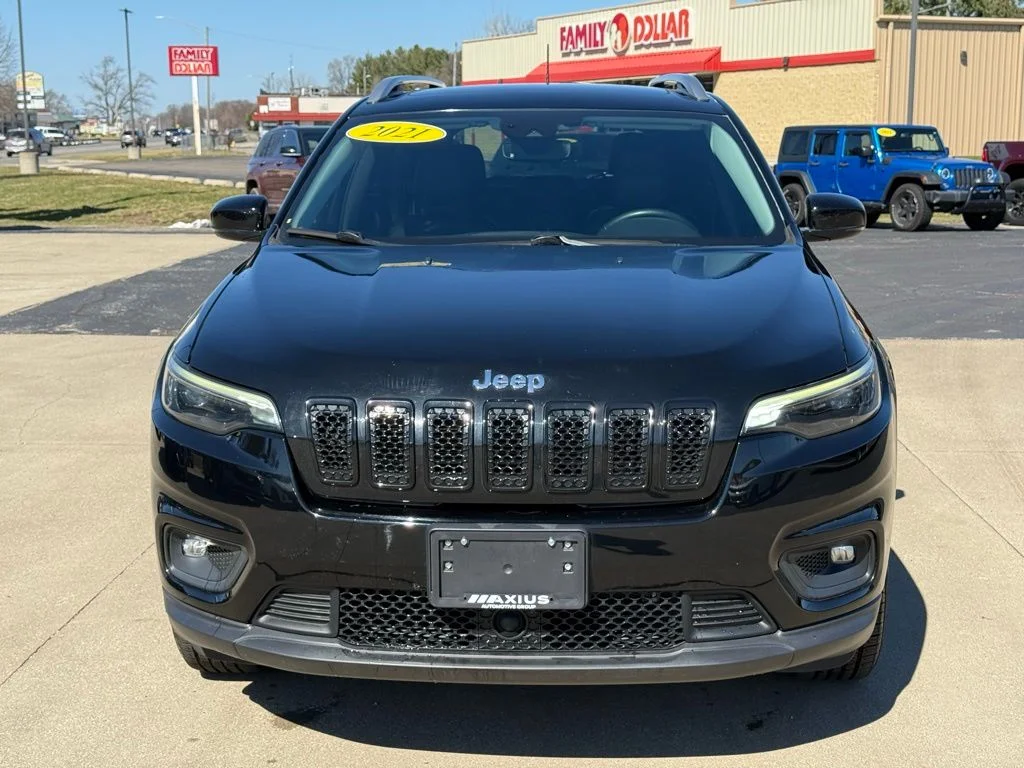 Used 2021 Jeep Cherokee Latitude Lux with VIN 1C4PJMMX4MD105536 for sale in Goshen, IN