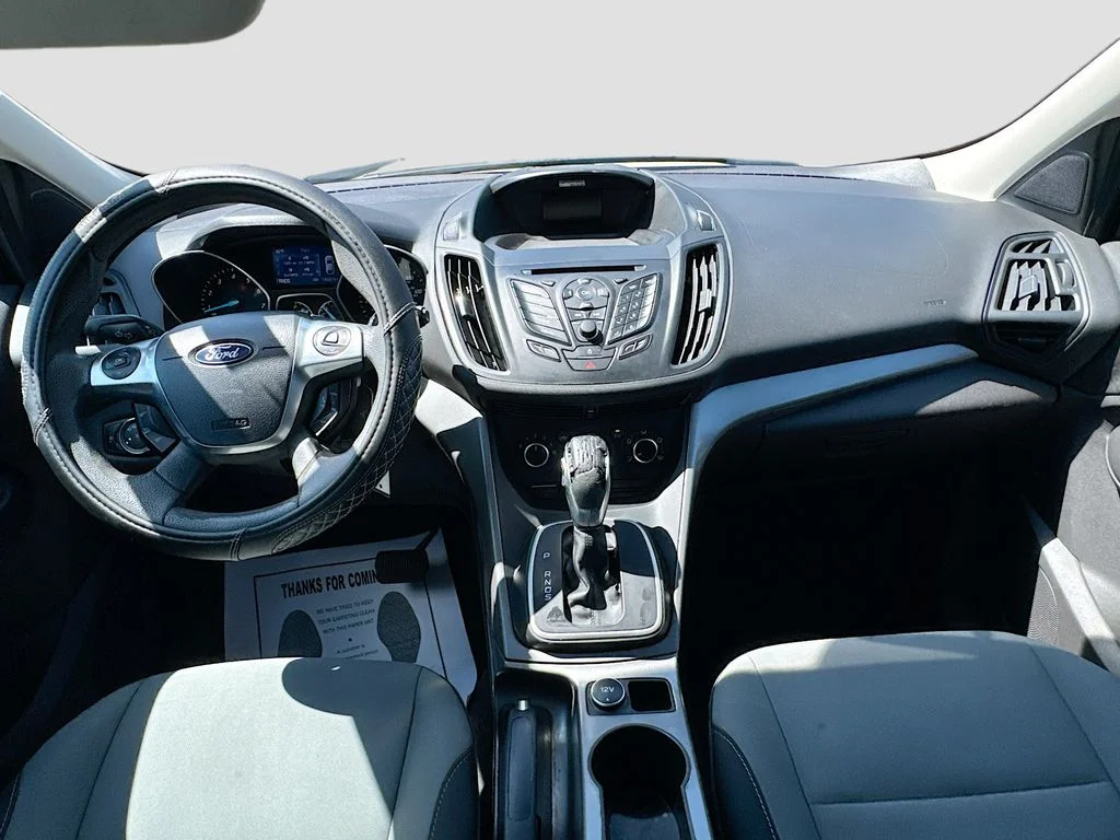 Used 2013 White Ford SE image 22