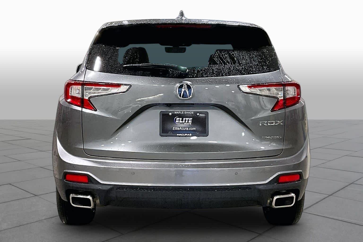 Certified Used 2026 Liquid Carbon Metallic Acura w/Technology Package image 5