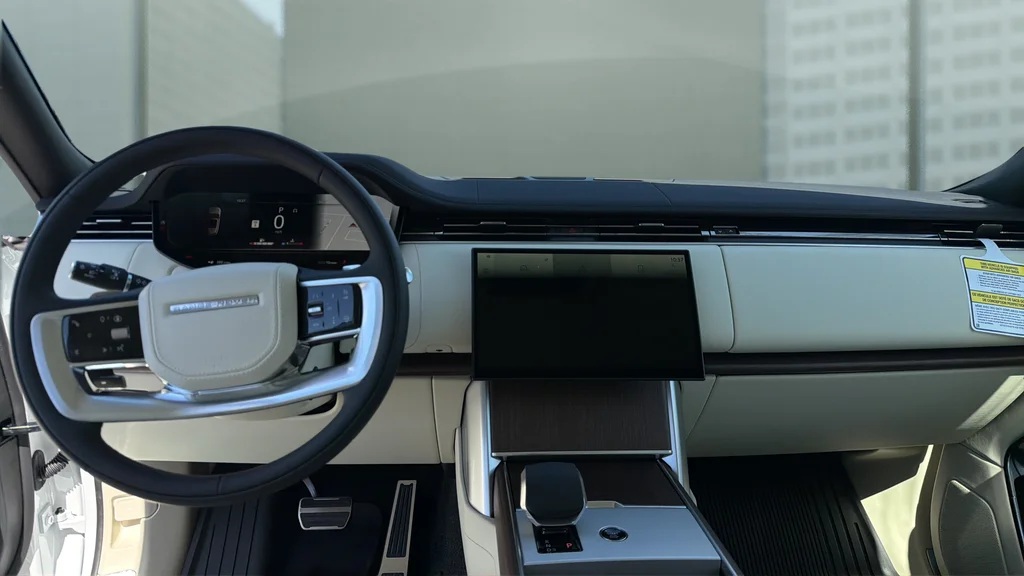 New 2026 White Land Rover SE image 20