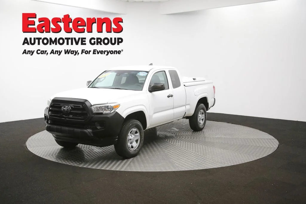 Used 2019 White Toyota SR image 51