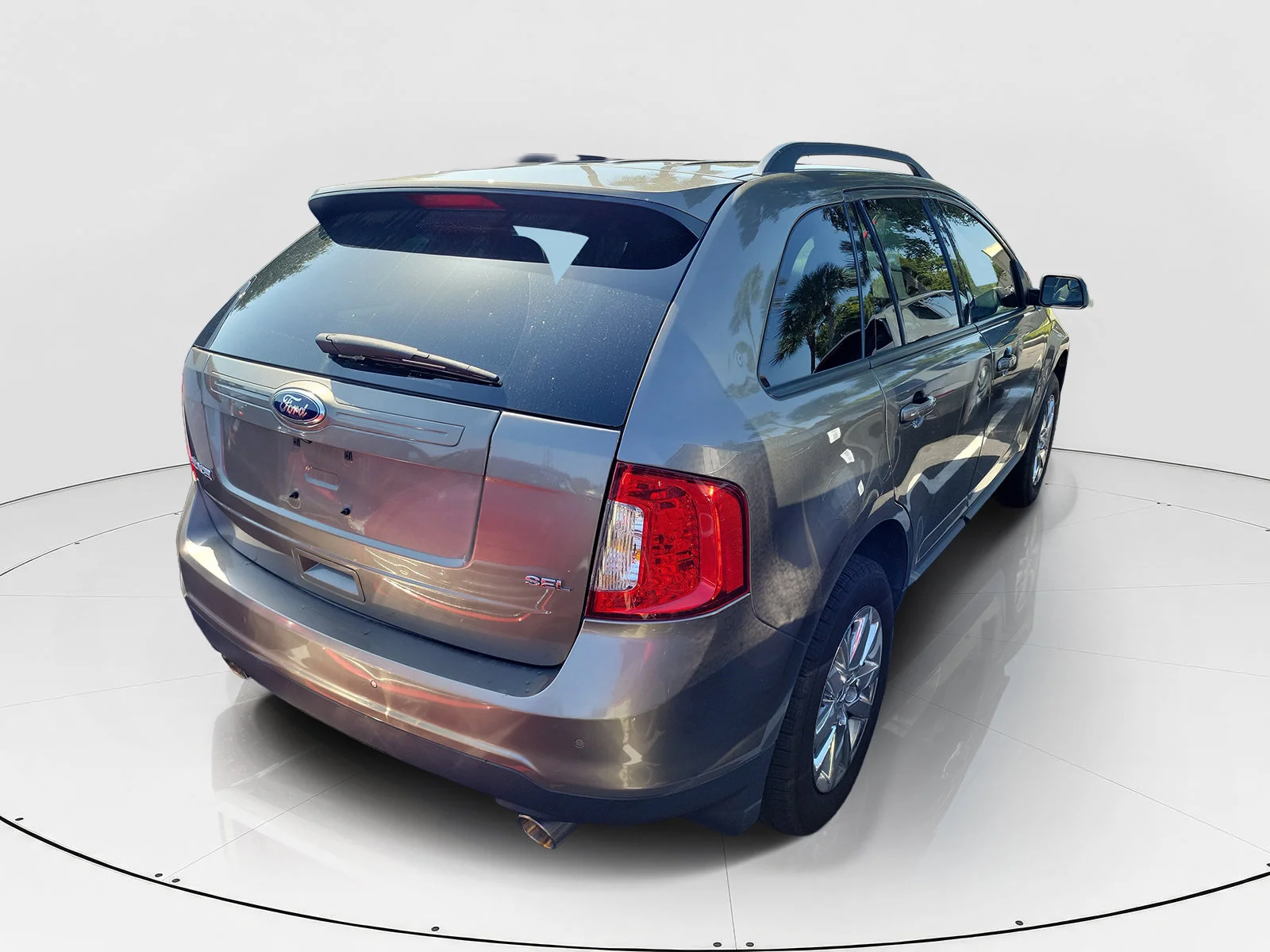Used 2014 Gray Ford SEL image 5