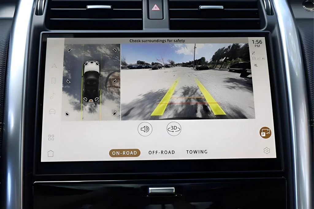 New 2026 Sedona Red Land Rover  image 23