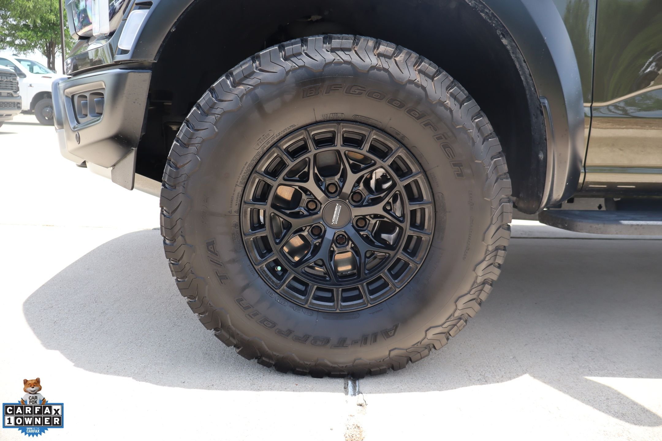 Used 2025 Green Ford Raptor image 10