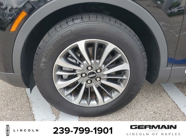 Used 2023 Black Lincoln Standard image 12