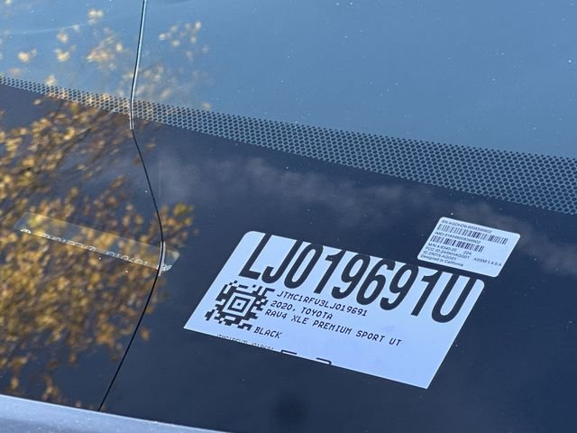 Used 2020 Black Toyota XLE Premium image 36